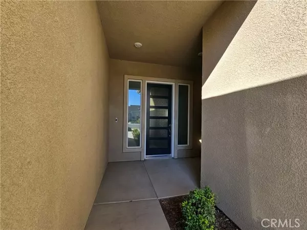 9414 Glenwood Springs Lane, Shafter, CA 93263