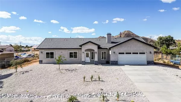 16162 Quantico Rd, Apple Valley, CA 92307