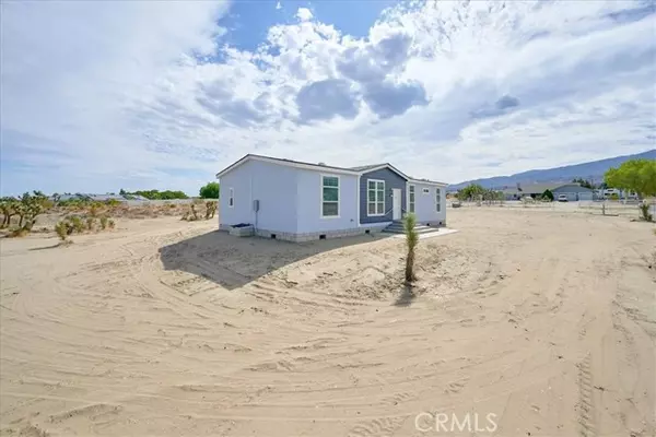 420 Calaveras Road, Pinon Hills, CA 92372