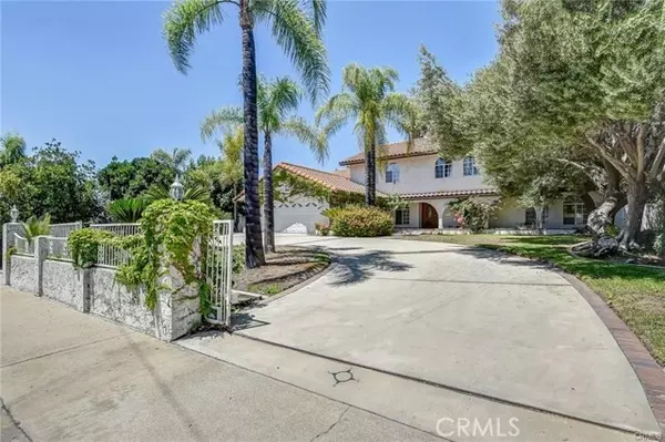 2177 W Silver Tree Road, Claremont, CA 91711