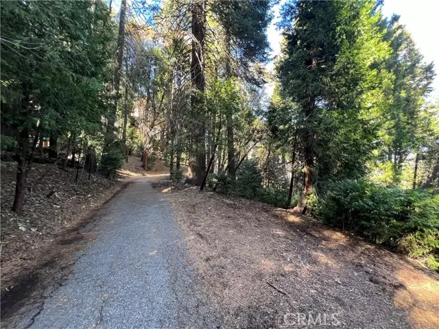 24355 Albrun, Crestline, CA 92325