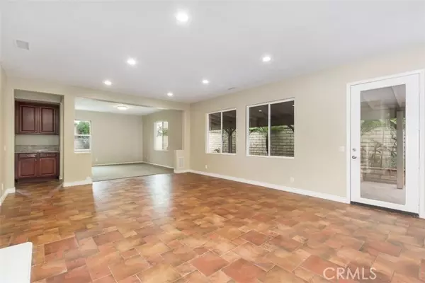 Corona, CA 92882,2198 Arden Circle