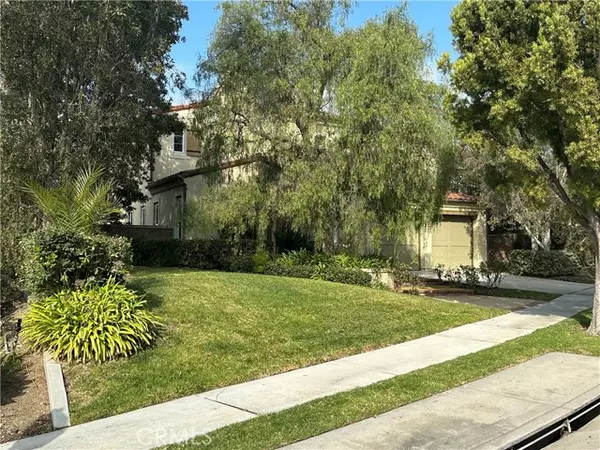 Irvine, CA 92603,37 Hedgerow