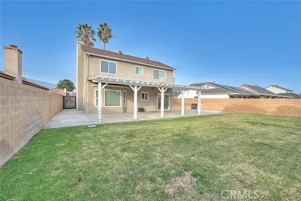 Fontana, CA 92336,15915 Mesa Drive