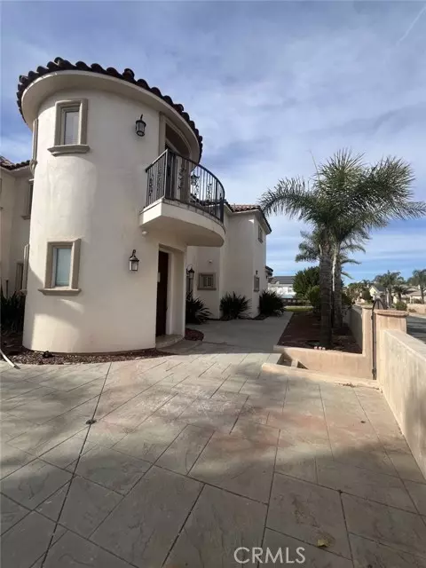 Murrieta, CA 92562,40351 Heirloom Court