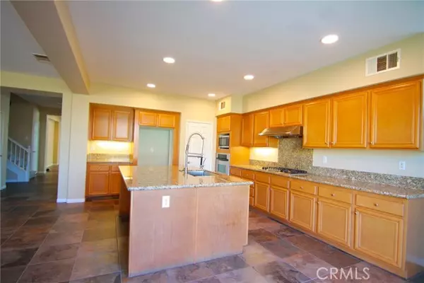 Eastvale, CA 92880,7249 Canopy Lane