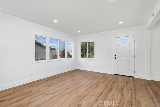 Corona, CA 92882,1222 E Street