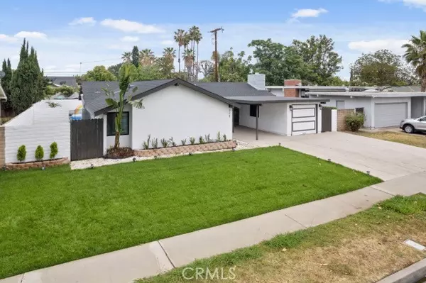 728 W Maplewood Avenue, Fullerton, CA 92832