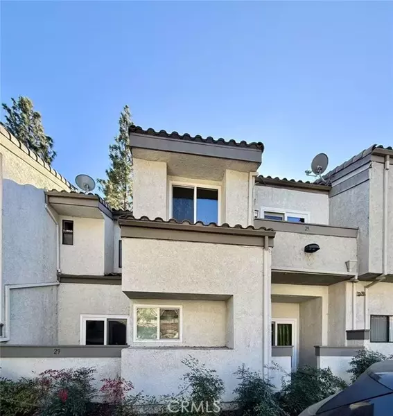 29 Blackbird Lane, Pomona, CA 91766