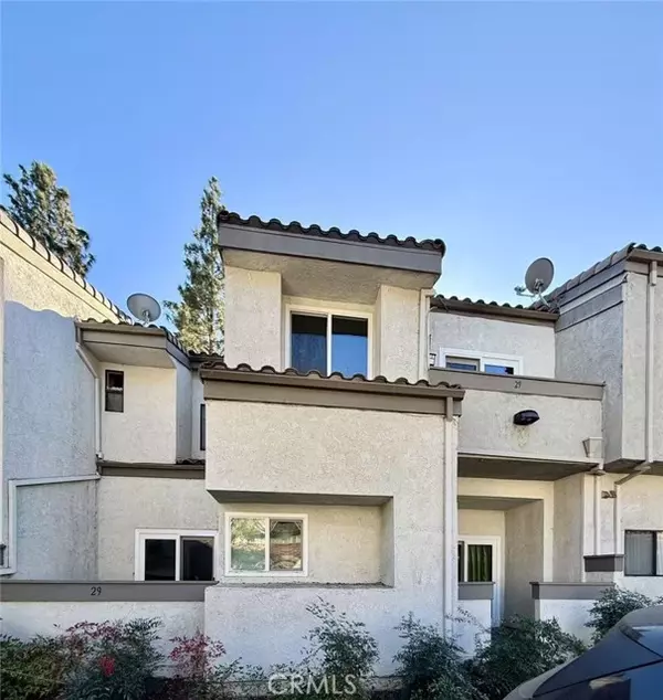 29 Blackbird Lane, Pomona, CA 91766