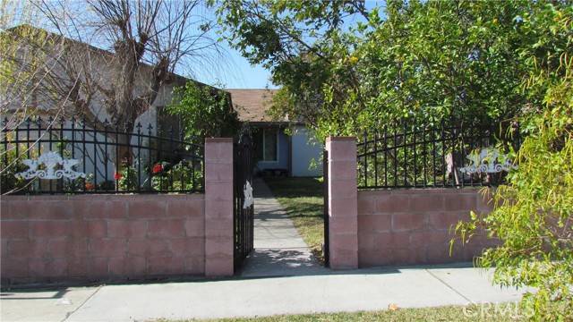 9944 Poplar Avenue, Fontana, CA 92335