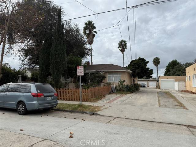 208 N Wright Street, Santa Ana, CA 92701