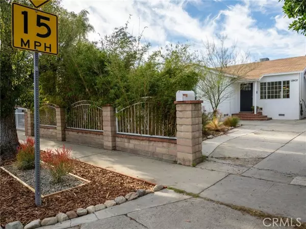 Los Angeles, CA 91331,12907 Sunburst Street