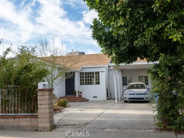 Los Angeles, CA 91331,12907 Sunburst Street