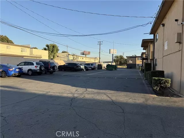 Baldwin Park, CA 91706,3000 Vineland Avenue #10