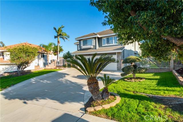 2120 Sunset Court, Colton, CA 92324