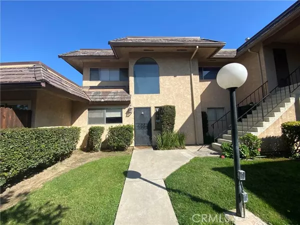 1074 Las Lomas Drive #B, La Habra, CA 90631