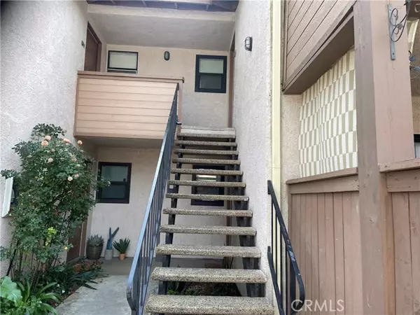 1317 Massachusetts Avenue #203, Riverside, CA 92507