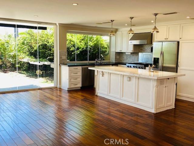 Newport Beach, CA 92660,48 Cormorant Circle