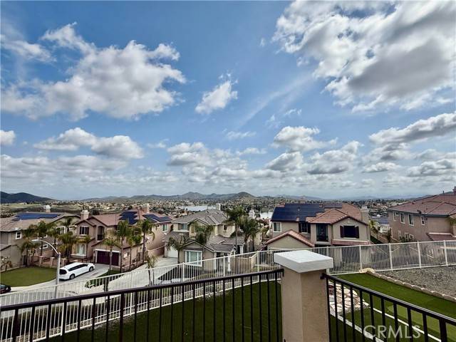 Lake Elsinore, CA 92532,21 Via Palmieki Court