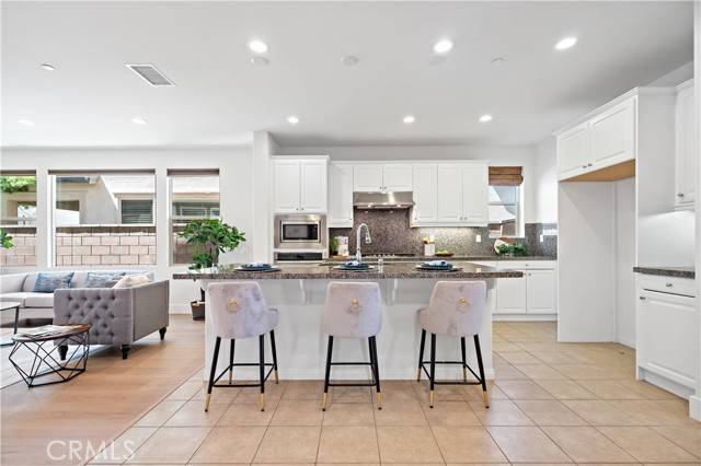 Tustin, CA 92782,91 Barnes Road