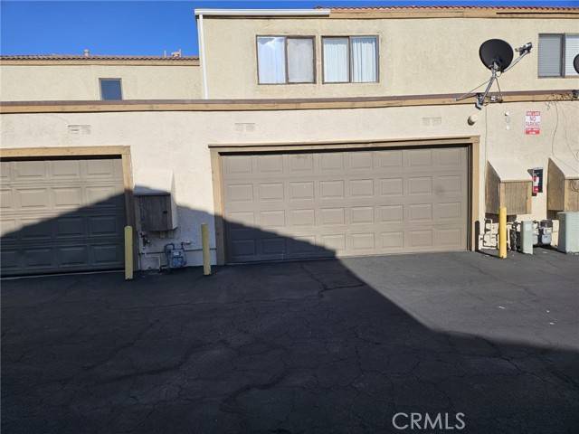 9202 Citrus Avenue #B, Fontana, CA 92335