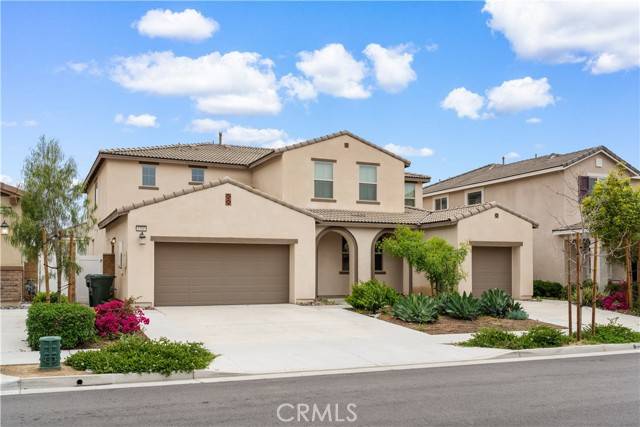 6506 Zion Way, Jurupa Valley, CA 92509