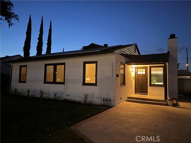 Van Nuys, CA 91406,17037 Covello Street