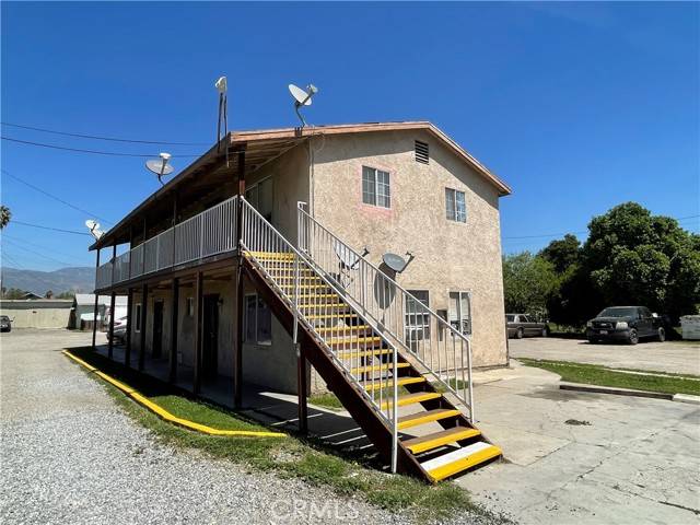 San Bernardino, CA 92410,746 W 8th Street