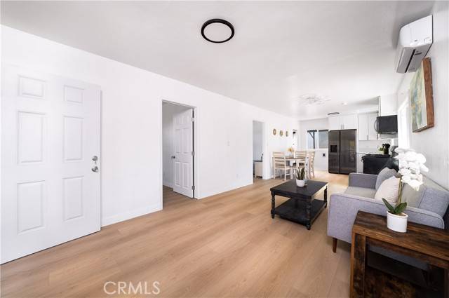 Santa Ana, CA 92703,1009 W Myrtle Street