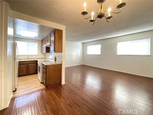 La Verne, CA 91750,3078 Knollwood Avenue