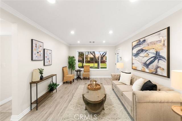 Lakewood, CA 90713,6019 Greentop Street