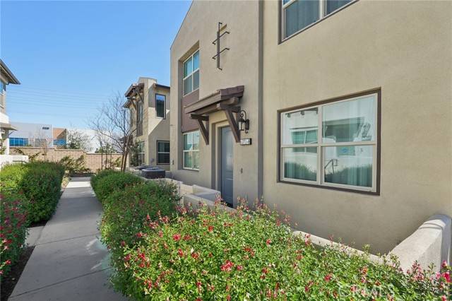 4371 S Cantos Paseo #8, Ontario, CA 91761