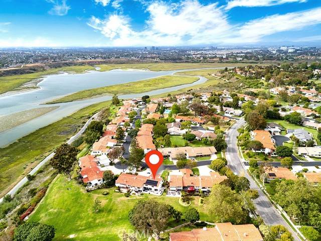 2111 Vista Entrada, Newport Beach, CA 92660
