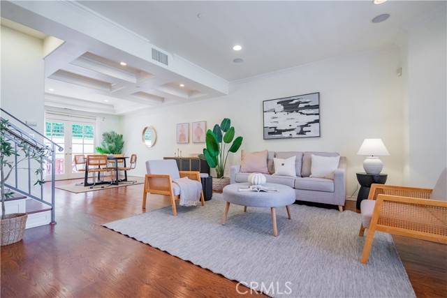 332 Allendale Road #5, Pasadena, CA 91106