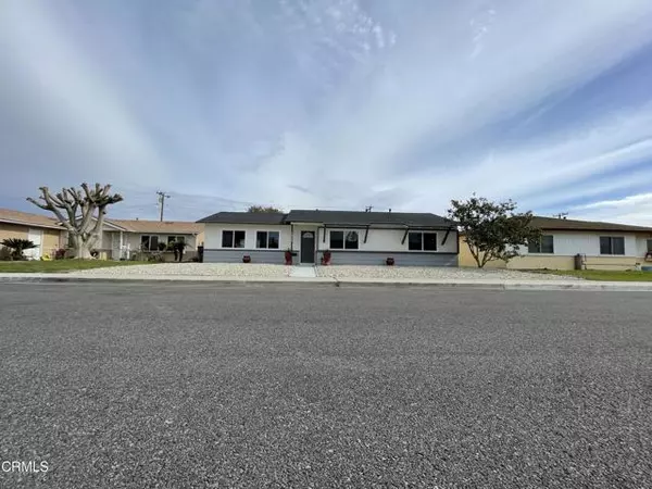 3042 Monterey Street, Oxnard, CA 93030