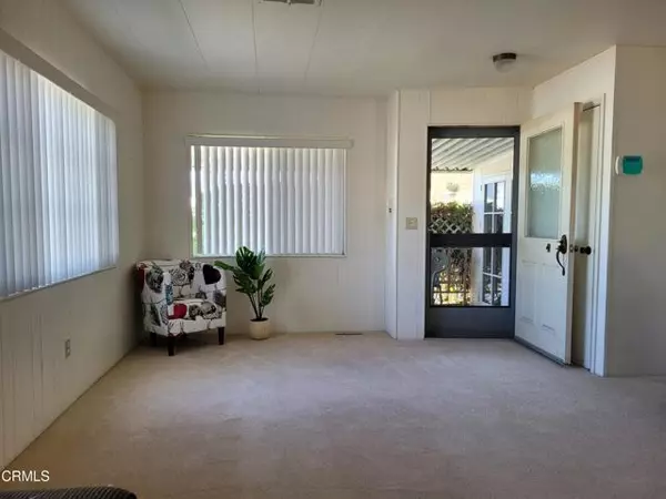 Newbury Park, CA 91320,216 El Pasillo #216