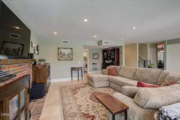 Agoura Hills, CA 91301,6364 Kerryhill Court