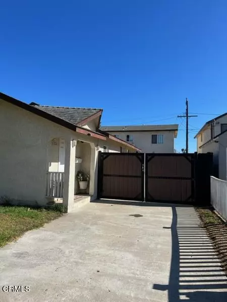 122 E B Street, Port Hueneme, CA 93041