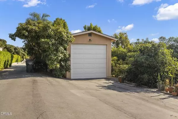 531 Ridgecrest Drive, Santa Paula, CA 93060