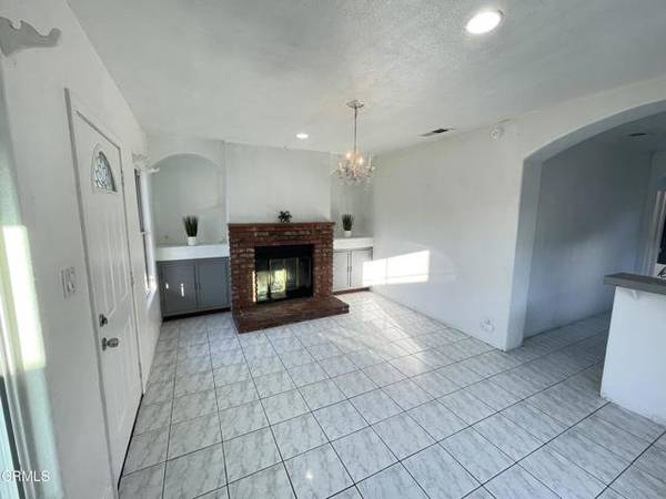 519 E Santa Barbara Street, Santa Paula, CA 93060