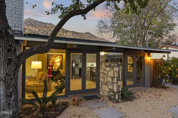 Ojai, CA 93023,529 White Oak Circle