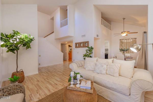 Ojai, CA 93023,1001 Creekside Way #D