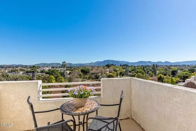 2713 Antonio Drive #305, Camarillo, CA 93010