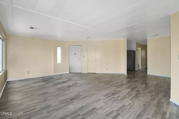 Oxnard, CA 93033,109 Whitney #231