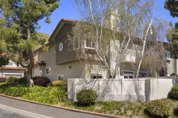 Westlake Village, CA 91362,3041 E Hillcrest Drive