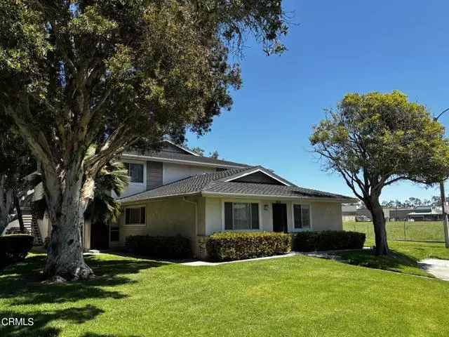 2556 Victoria Avenue, Port Hueneme, CA 93041