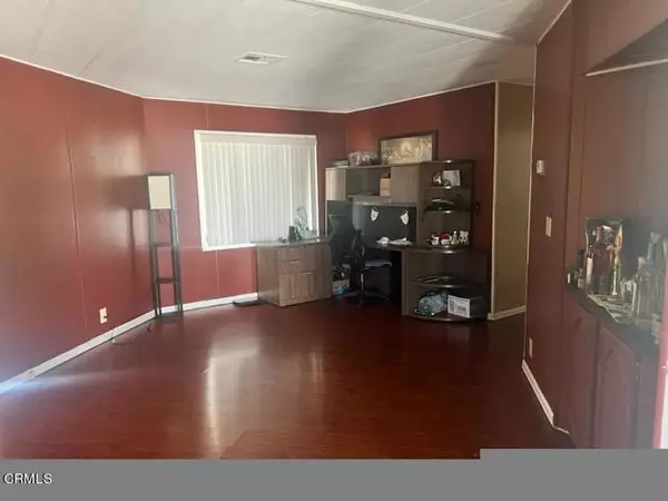 Oxnard, CA 93033,112 Yosemite #112