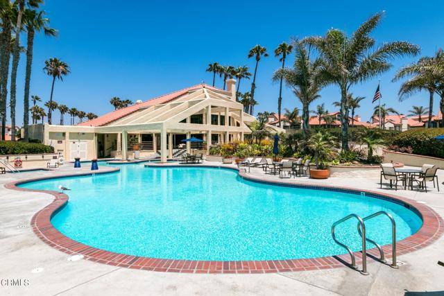 1972 San Tropez Circle, Oxnard, CA 93035