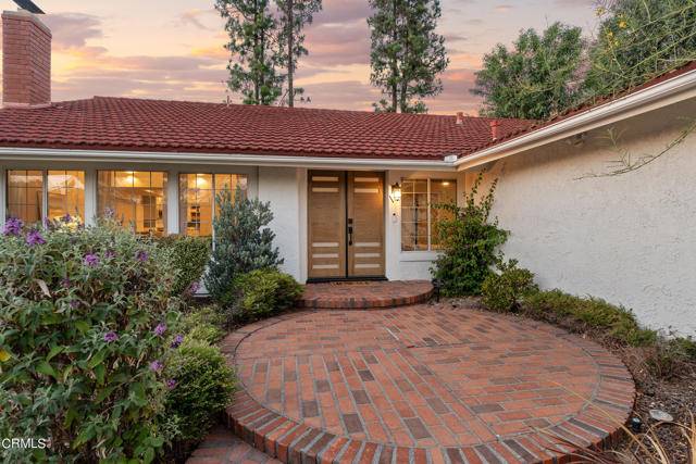 28751 Colina Vista Street, Agoura Hills, CA 91301